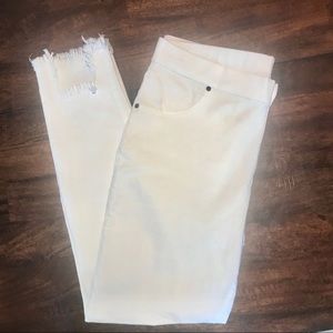 NWOT Pull-on Hue Pants